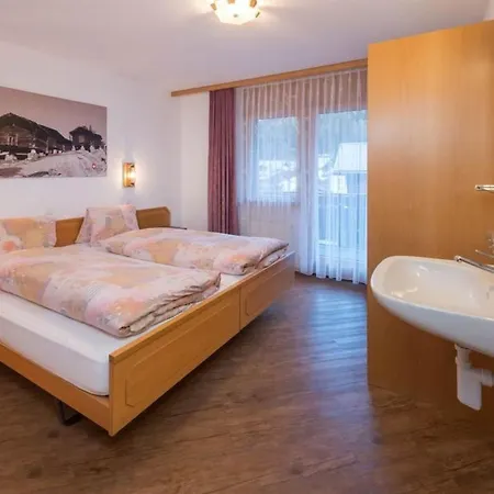 Appartement Helvetia Appartement-fewo 3-zimmerwohnung Nr- 1 By Interhome